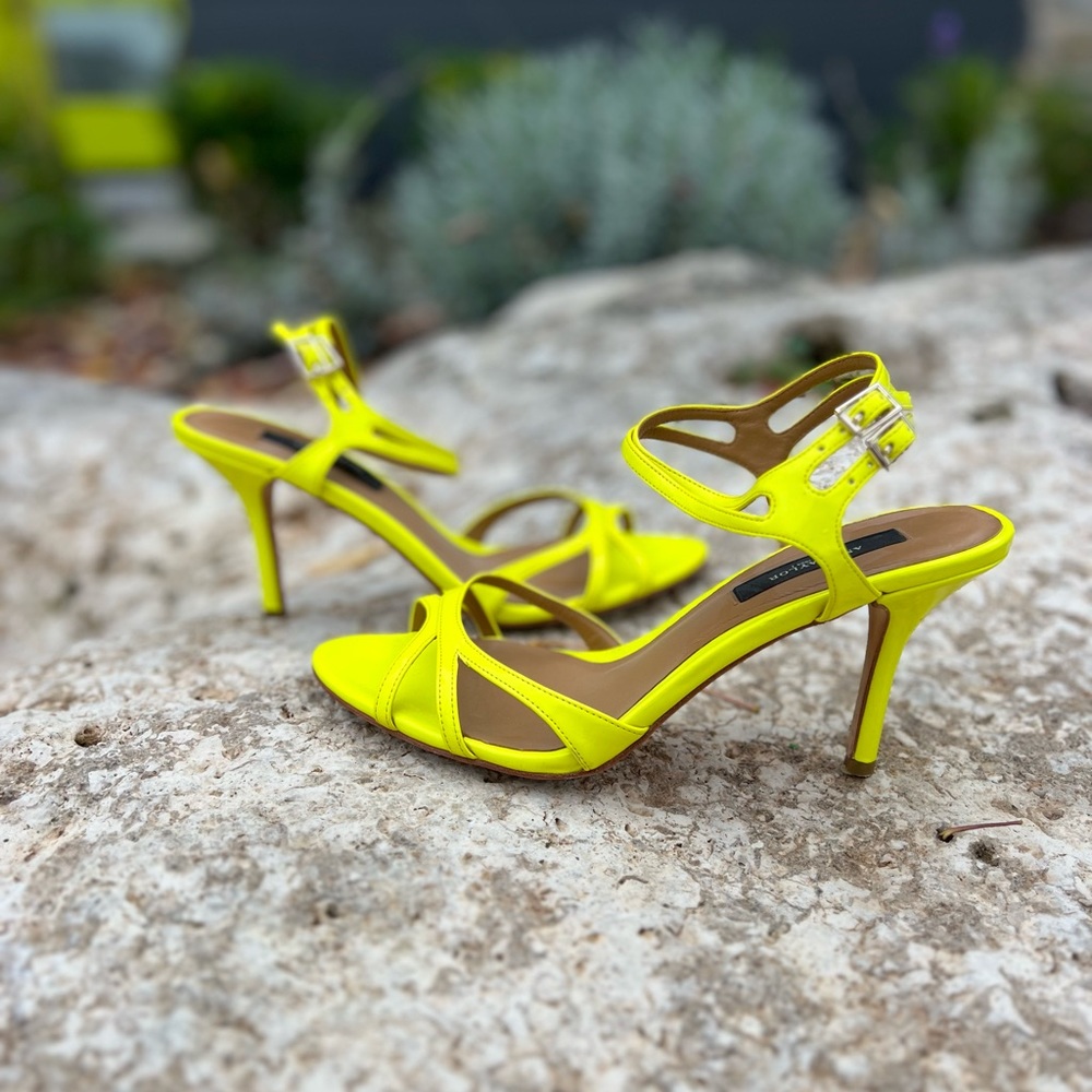 Ann Taylor heels